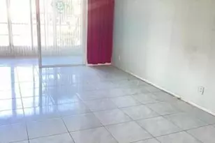 2700 W Sunrise Lakes Dr, Sunrise, FL 33322 - Photo 14