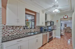 7512 Ace Rd N, Lake Worth, FL 33467 - Photo 8