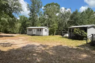 423 NW Bright Lake Ct, White Springs, FL 32096 - Photo 2