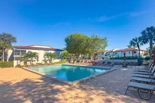 9193 Pecky Cypress Ln, Boca Raton, FL 33428 - Photo 22