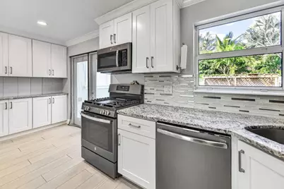 5565 Papaya Road, West Palm Beach, FL 33413 - Photo 12