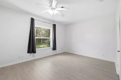 8785 Thousand Pines Circle, West Palm Beach, FL 33411 - Photo 20