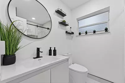 851 SW 67th Avenue, North Lauderdale, FL 33068 - Photo 26