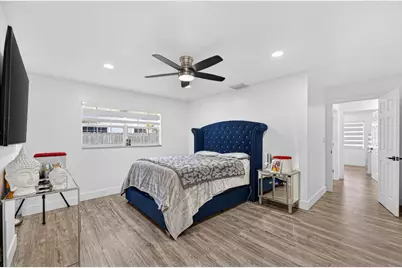 851 SW 67th Avenue, North Lauderdale, FL 33068 - Photo 24