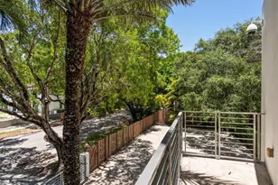 3917 S Le Jeune Rd, Miami, FL 33146 - Photo 90