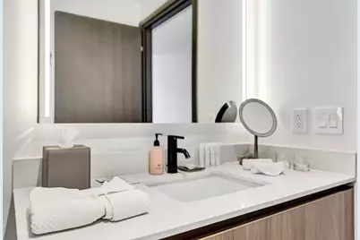 398 NE 5th Street #2403, Miami, FL 33132 - Photo 12