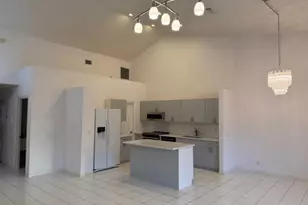 5790 Coach House Cir, Boca Raton, FL 33486 - Photo 6