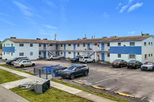 410 W Palm St, Lantana, FL 33462 - Photo 4