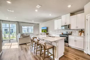 5735 SE Edgewater Cir, Stuart, FL 34997 - Photo 10