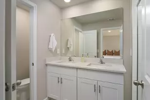 5735 SE Edgewater Cir, Stuart, FL 34997 - Photo 18