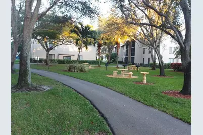 206 Foxtail Drive #D1, Greenacres, FL 33415 - Photo 16