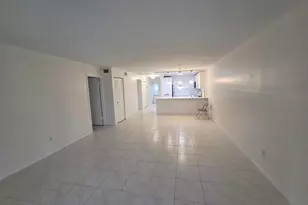 9187 Norte Lago, Boca Raton, FL 33428 - Photo 10