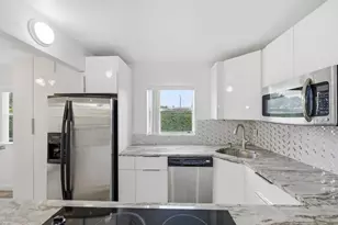 97 Saxony C, Delray Beach, FL 33446 - Photo 8