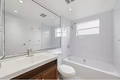 97 Saxony C, Delray Beach, FL 33446 - Photo 10