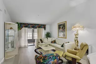 15342 Lakes Of Delray Blvd, Delray Beach, FL 33484 - Photo 8