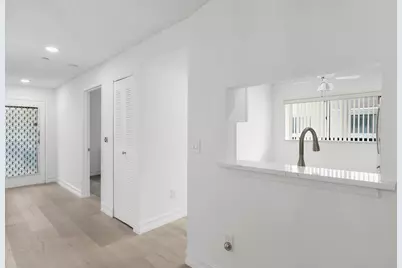 15342 Lakes Of Delray Boulevard #98, Delray Beach, FL 33484 - Photo 6