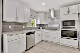 421 SE 5th Terrace, Pompano Beach, FL 33060 - Photo 2