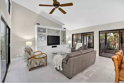 327 SW 29th Avenue, Delray Beach, FL 33445 - Photo 10