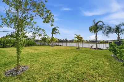 11784 SW Sailfish Isles Way, Port Saint Lucie, FL 34987 - Photo 32