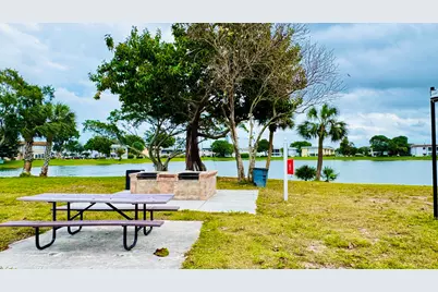 164 Kent #J, West Palm Beach, FL 33417 - Photo 8