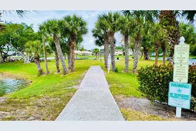 164 Kent #J, West Palm Beach, FL 33417 - Photo 10