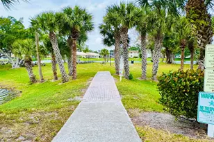 164 Kent, West Palm Beach, FL 33417 - Photo 10