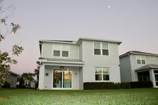 10059 SW Captiva Dr, Port Saint Lucie, FL 34987 - Photo 16
