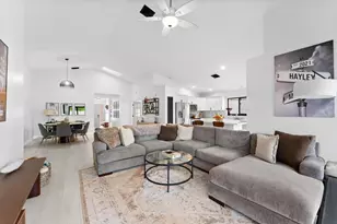 175 Executive Cir, Boynton Beach, FL 33436 - Photo 10