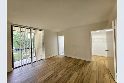 5220 Las Verdes Circle #317, Delray Beach, FL 33484 - Photo 10