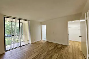 5220 Las Verdes Cir, Delray Beach, FL 33484 - Photo 8