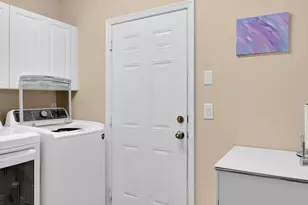 9022 Dupont Pl, Wellington, FL 33414 - Photo 24