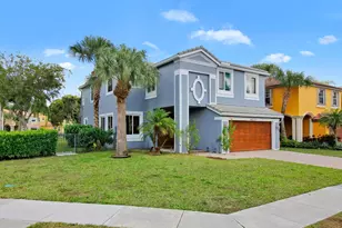 9022 Dupont Pl, Wellington, FL 33414 - Photo 2