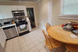 842 Selkirk St, West Palm Beach, FL 33405 - Photo 10