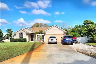 721 SW Swan Ave, Port Saint Lucie, FL 34983 - Photo 1