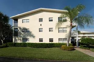 200 Dorset E, Boca Raton, FL 33434 - Photo 32