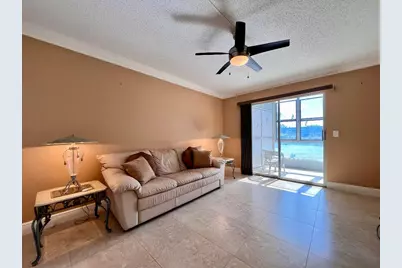110 Greenbrier B, West Palm Beach, FL 33417 - Photo 12