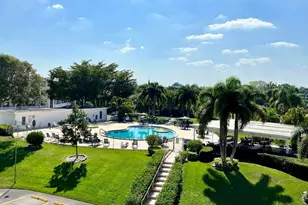 110 Greenbrier B, West Palm Beach, FL 33417 - Photo 14