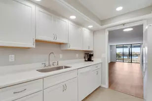 1748 Jupiter Cove Dr, Jupiter, FL 33469 - Photo 10