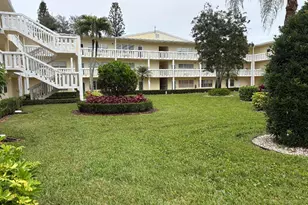 186 Dorset E, Boca Raton, FL 33434 - Photo 2