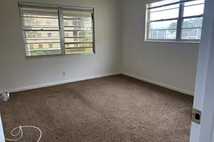 186 Dorset E, Boca Raton, FL 33434 - Photo 12