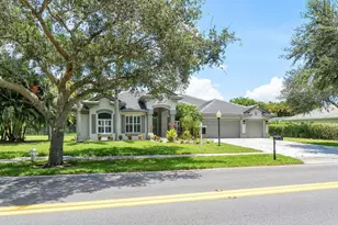 8369 SE Island Way, Jupiter, FL 33458 - Photo 2