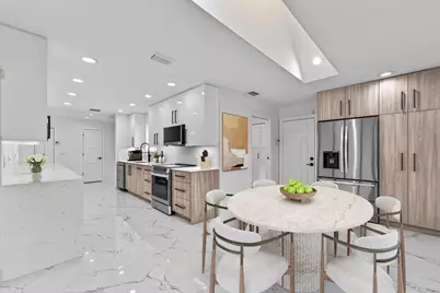 6 Clubhouse Lane, Boynton Beach, FL 33436 - Photo 6