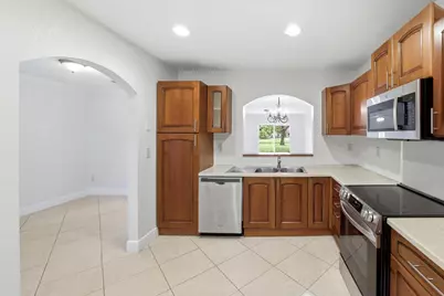 12740 Westhampton Circle, Wellington, FL 33414 - Photo 2