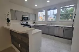 750 Millbrae Ct, West Palm Beach, FL 33401 - Photo 8