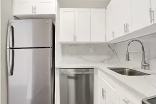 299 SW 7th St, Boca Raton, FL 33432 - Photo 10