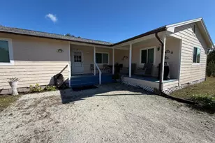 8516 E 98th Ave, Vero Beach, FL 32967 - Photo 2