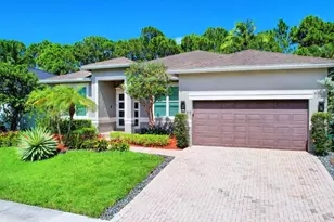 11 Lake Eden Dr, Boynton Beach, FL 33435 - Photo 2