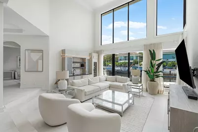 662 Boca Marina Court, Boca Raton, FL 33487 - Photo 2