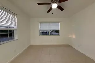 298 SW 6th St, Boca Raton, FL 33432 - Photo 24