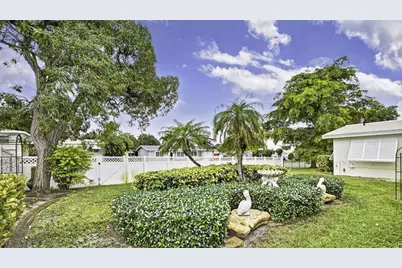 1610 Crest Drive, Lake Worth, FL 33461 - Photo 50